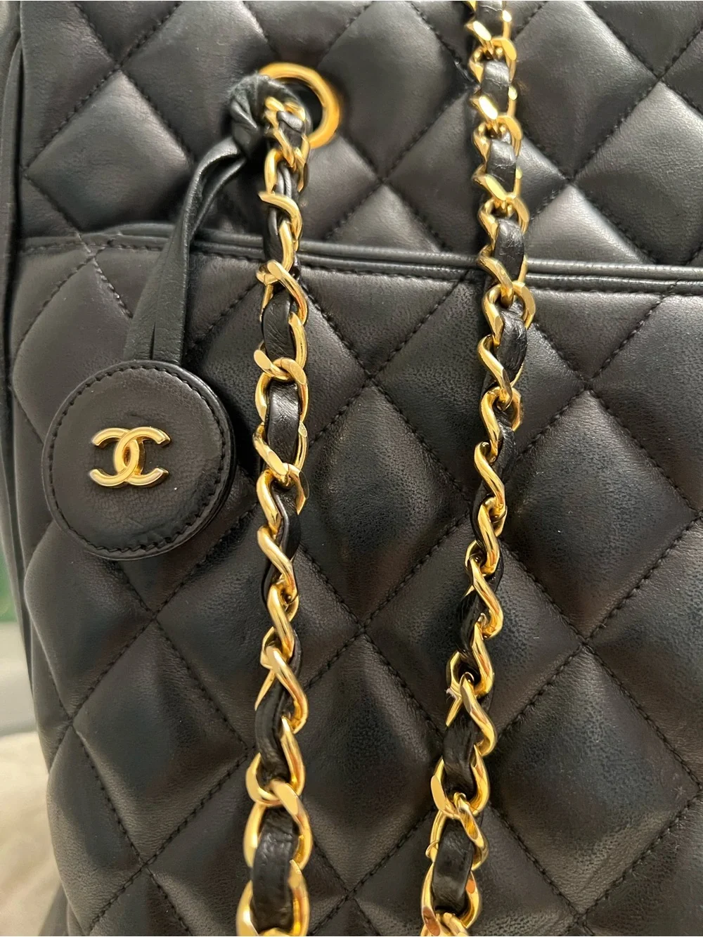 Vintage Chanel Quilted Matelasse CC Chain Shoulder Bag Dark Navy Lambskin